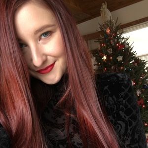 Meet your Posher, Laura